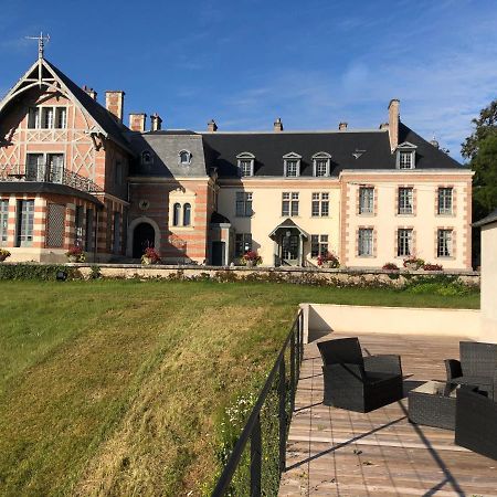 Chateau De La Faye Menetreol-sur-Sauldre Exterior foto